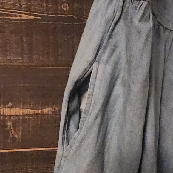 Old Navy Cami Dress - Picture 4 of 4